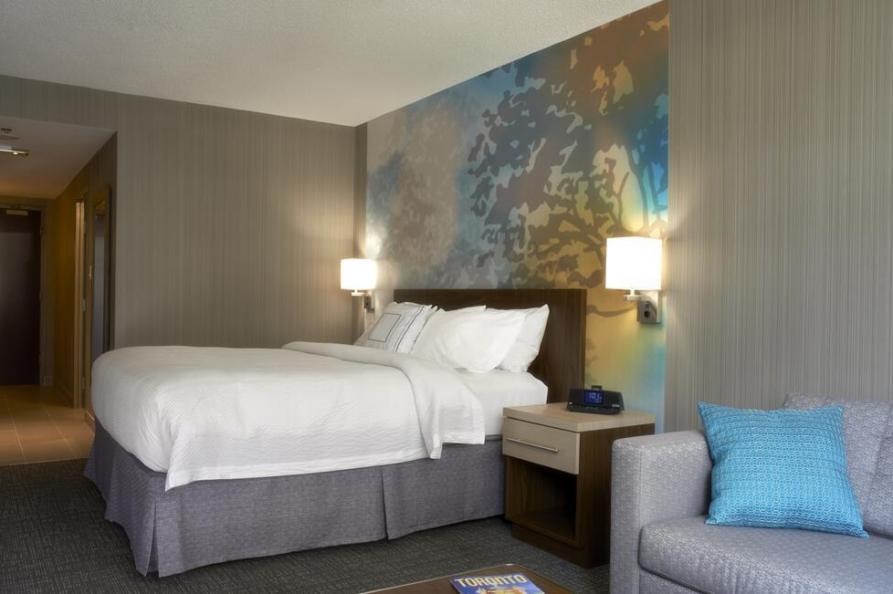 Courtyard by Marriott Toronto